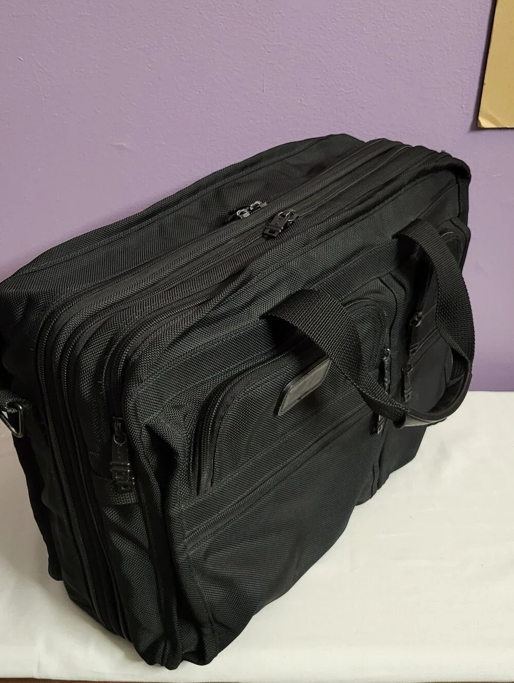 TUMI Alpha Deluxe Shoulder Messenger Bag Multi-Pocket BRIEFCASE Organizer 2621D3